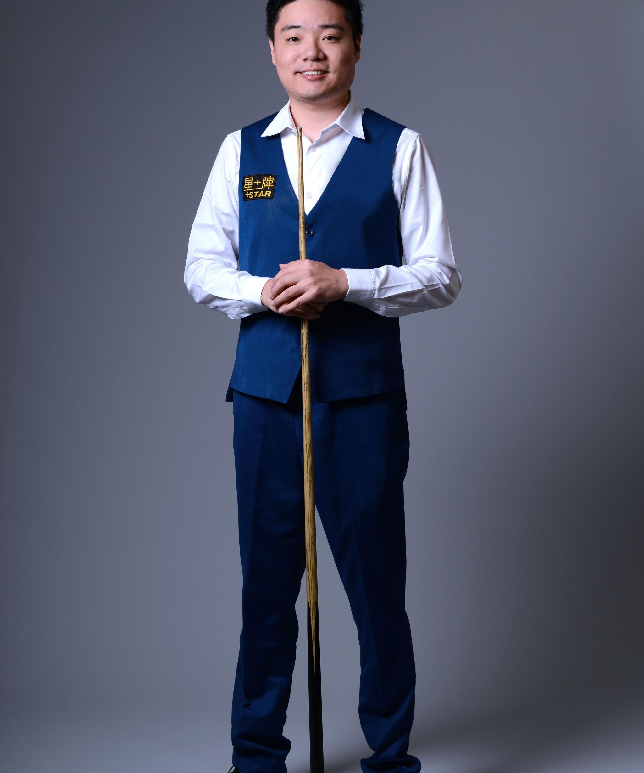 中前场球员 中前场球员